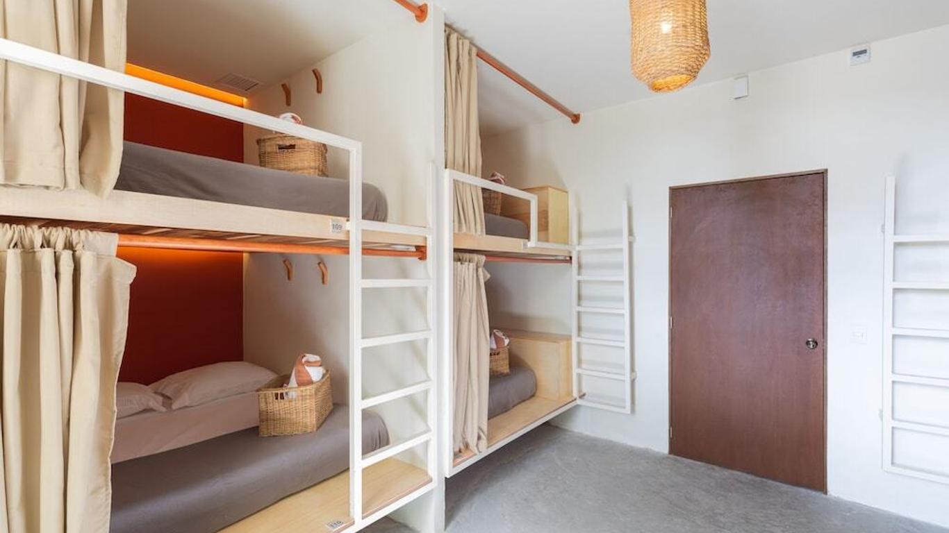 Oostel smart hostel