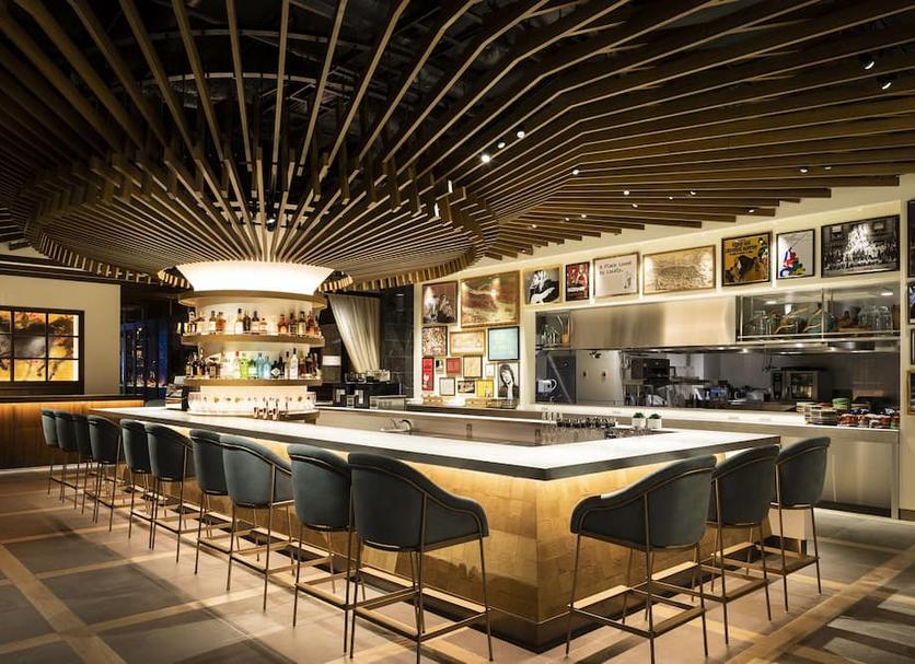 Bar Photo