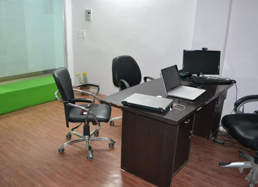 Business center Photo