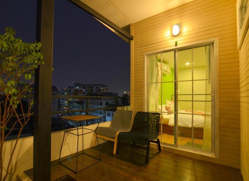 Balcony Photo