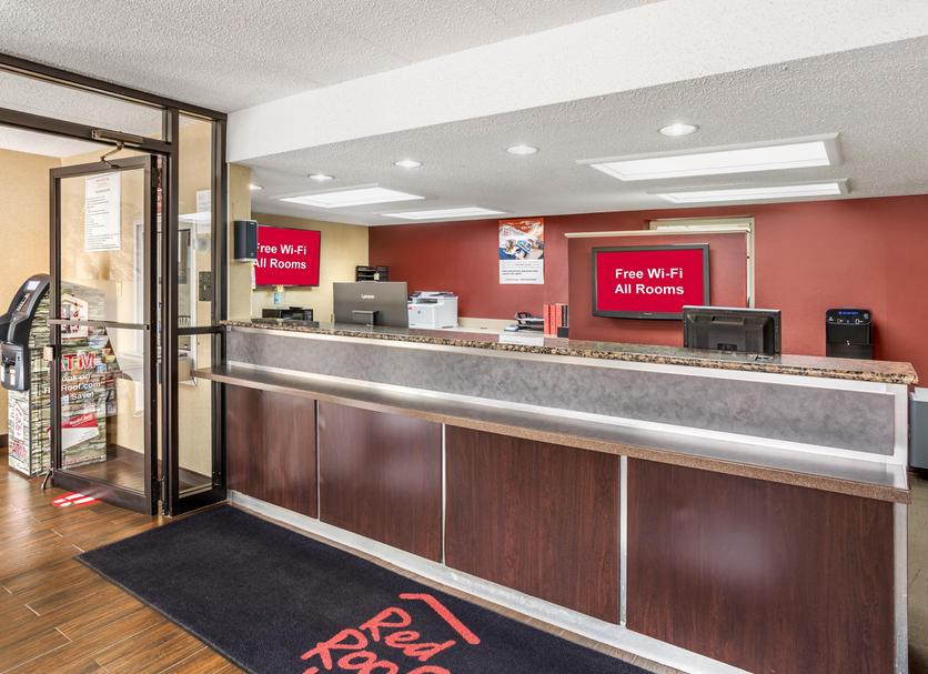 Front desk Photo