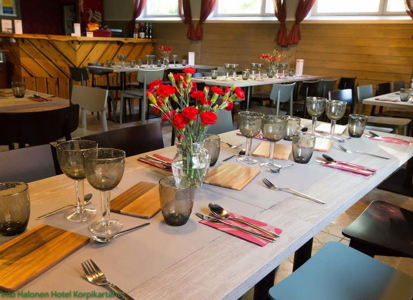 Restaurant Photo