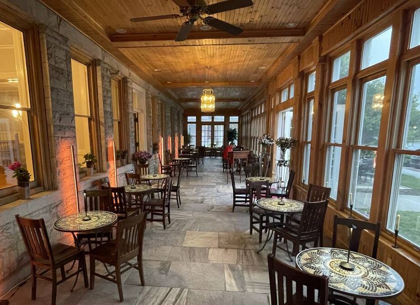 Restaurant Photo