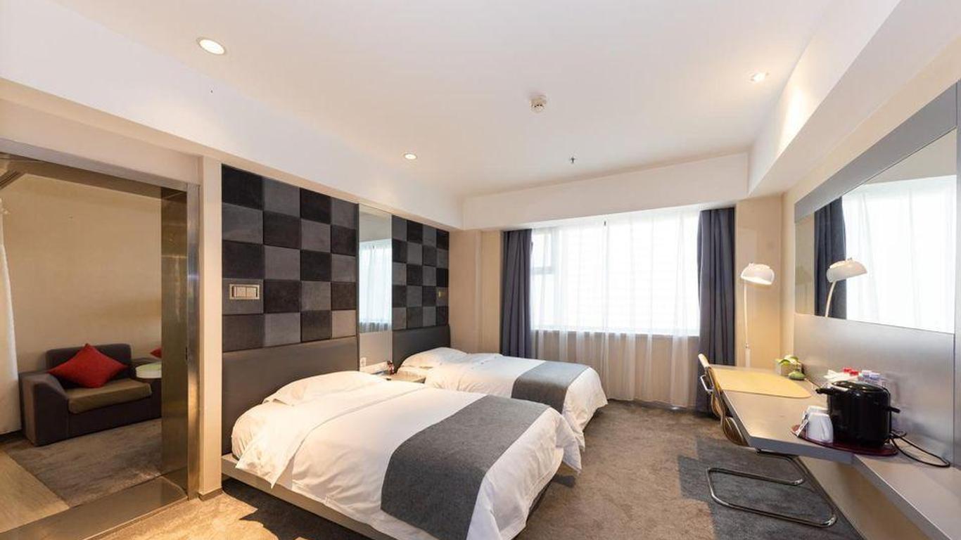 Zhotels (Urumqi People's Square)
