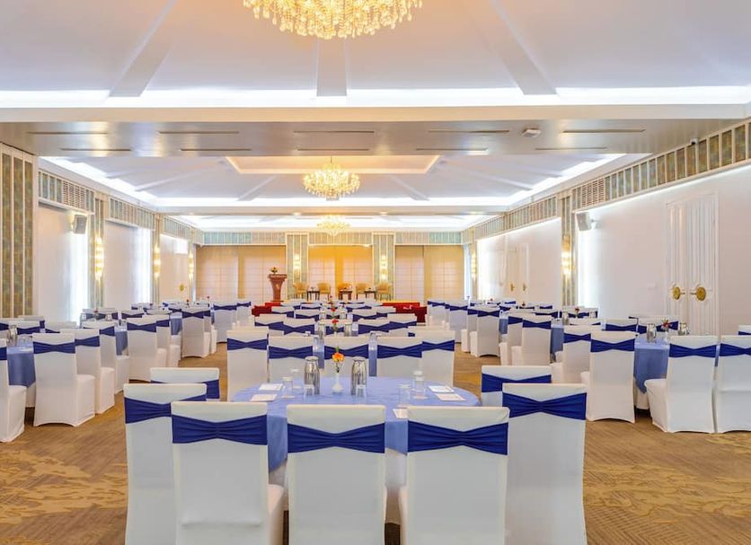 Banquet hall Photo