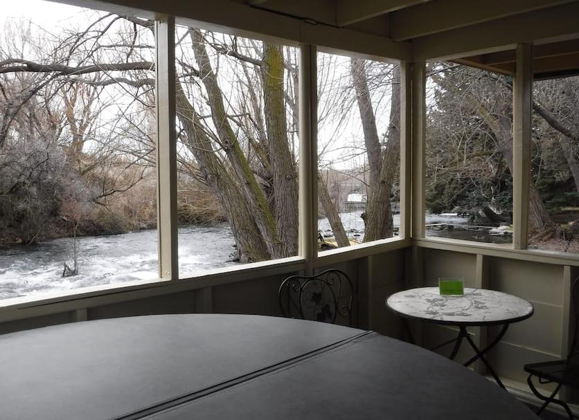 Dining room Photo