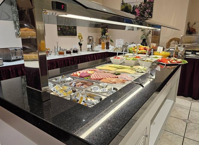 Buffet Photo
