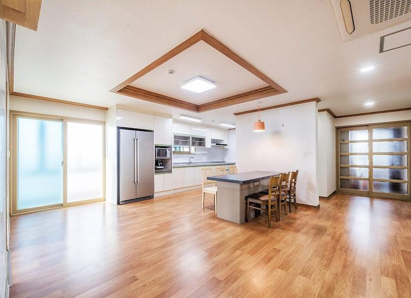Kitchen Photo