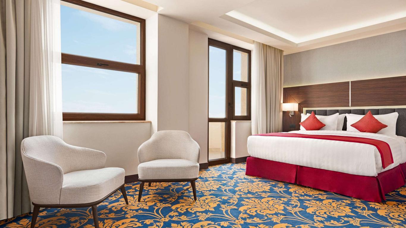 Ramada Hotel & Suites by Wyndham Yerevan