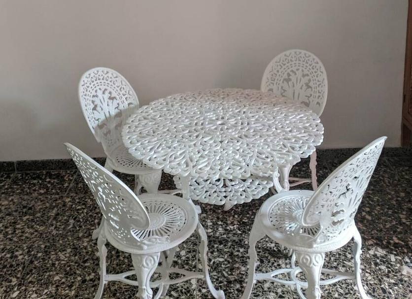 Dining room Photo