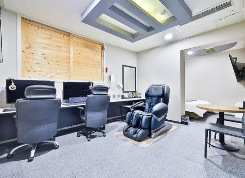 Business center Photo