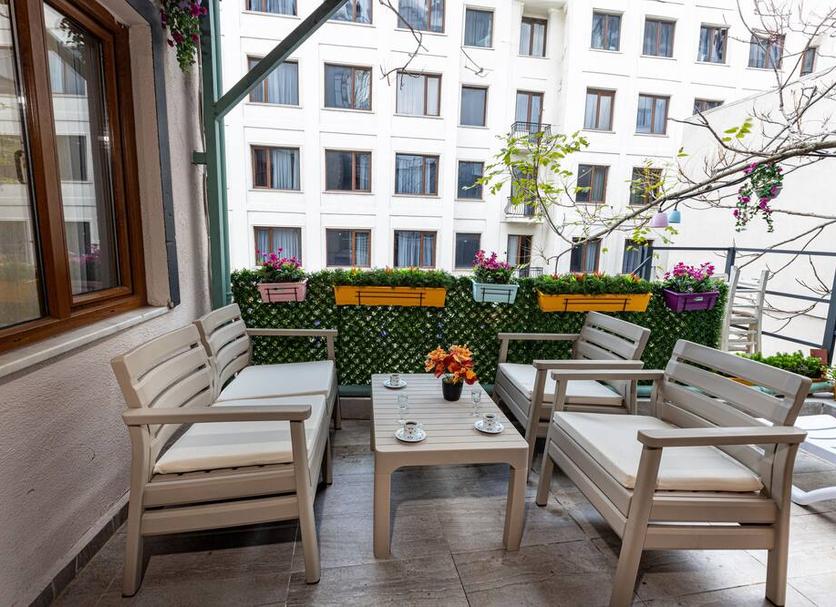Balcony Photo