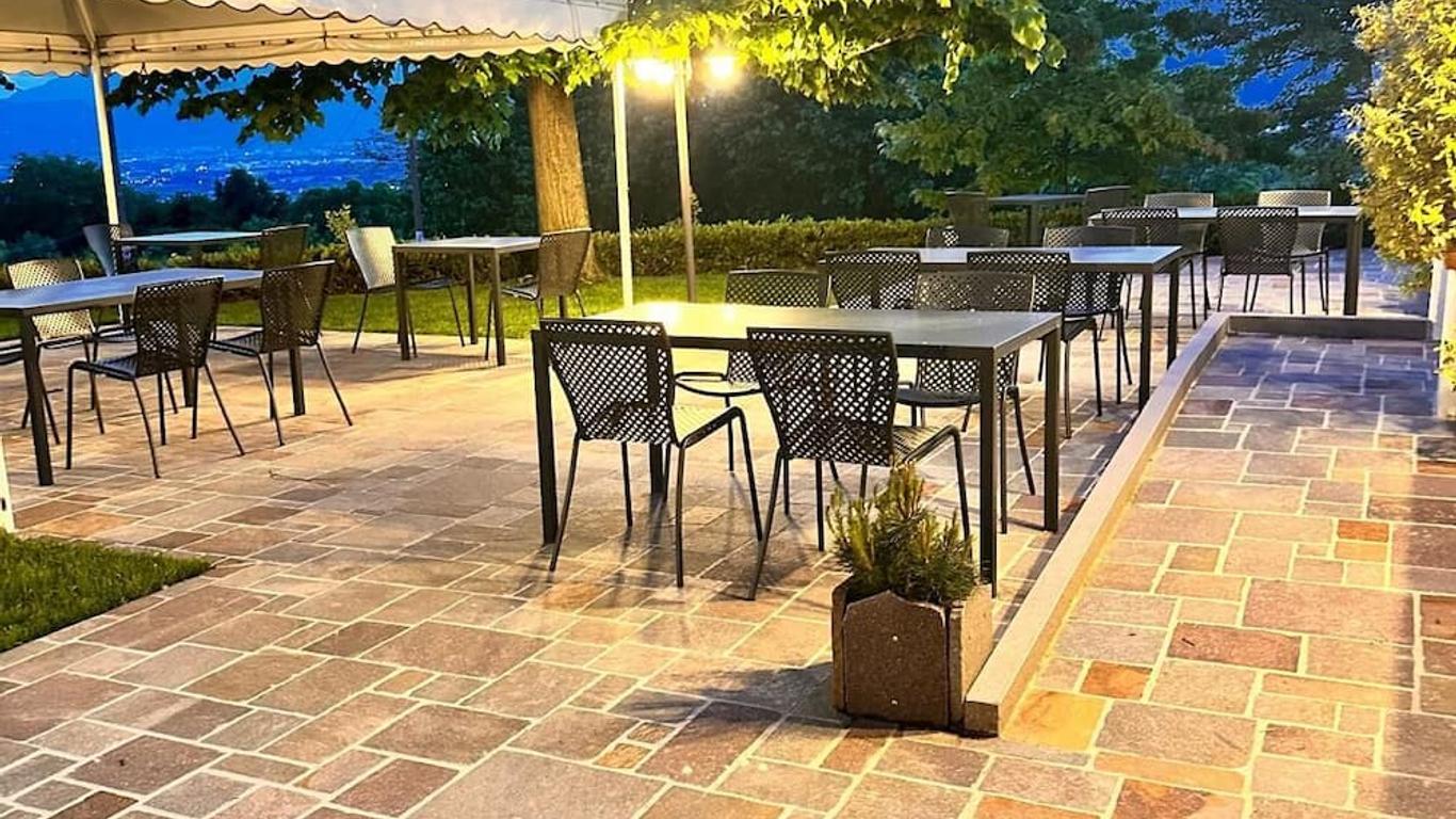 Hotel La Rua