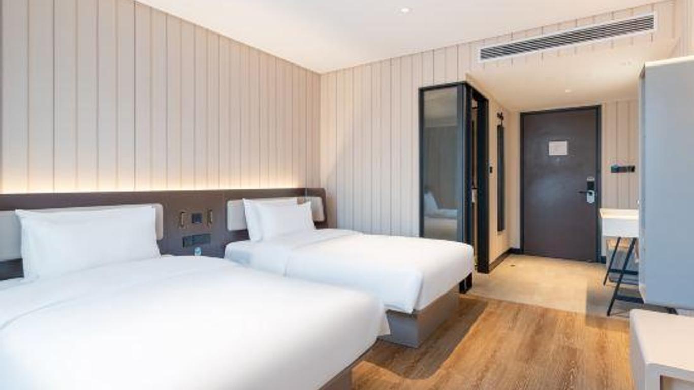 Hanting Hotel Jiaozhou Jiaodong International Airport