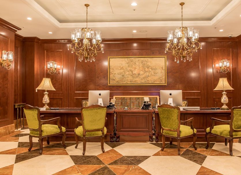 Front desk Photo