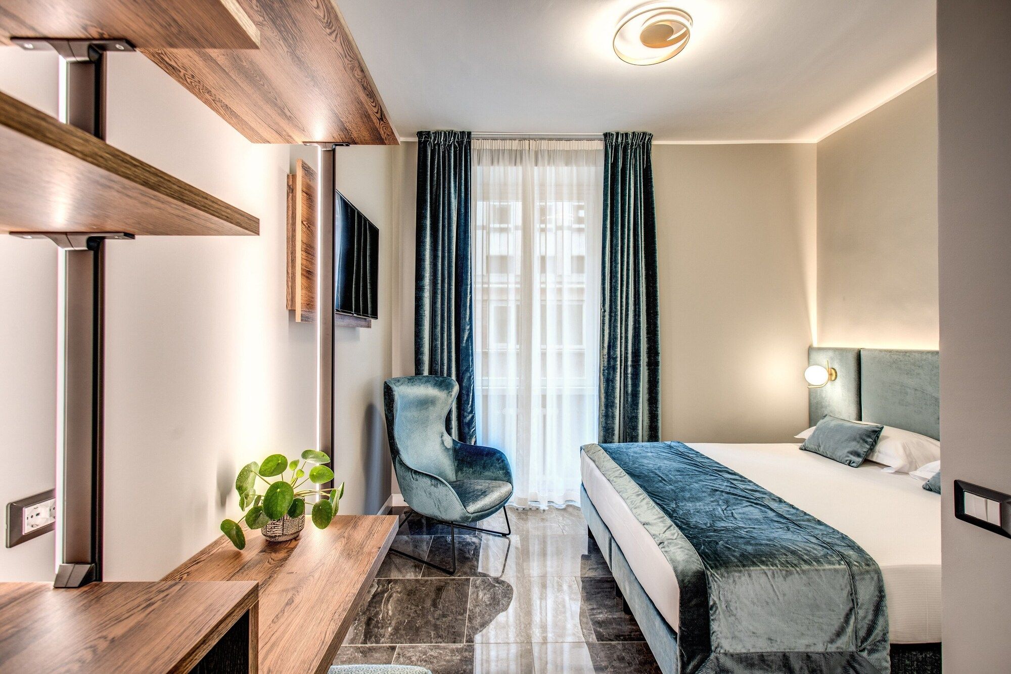 Bedroom