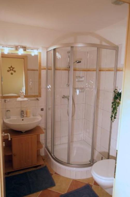 Ferienwohnungen Anita - Fieberbrunn - Bathroom