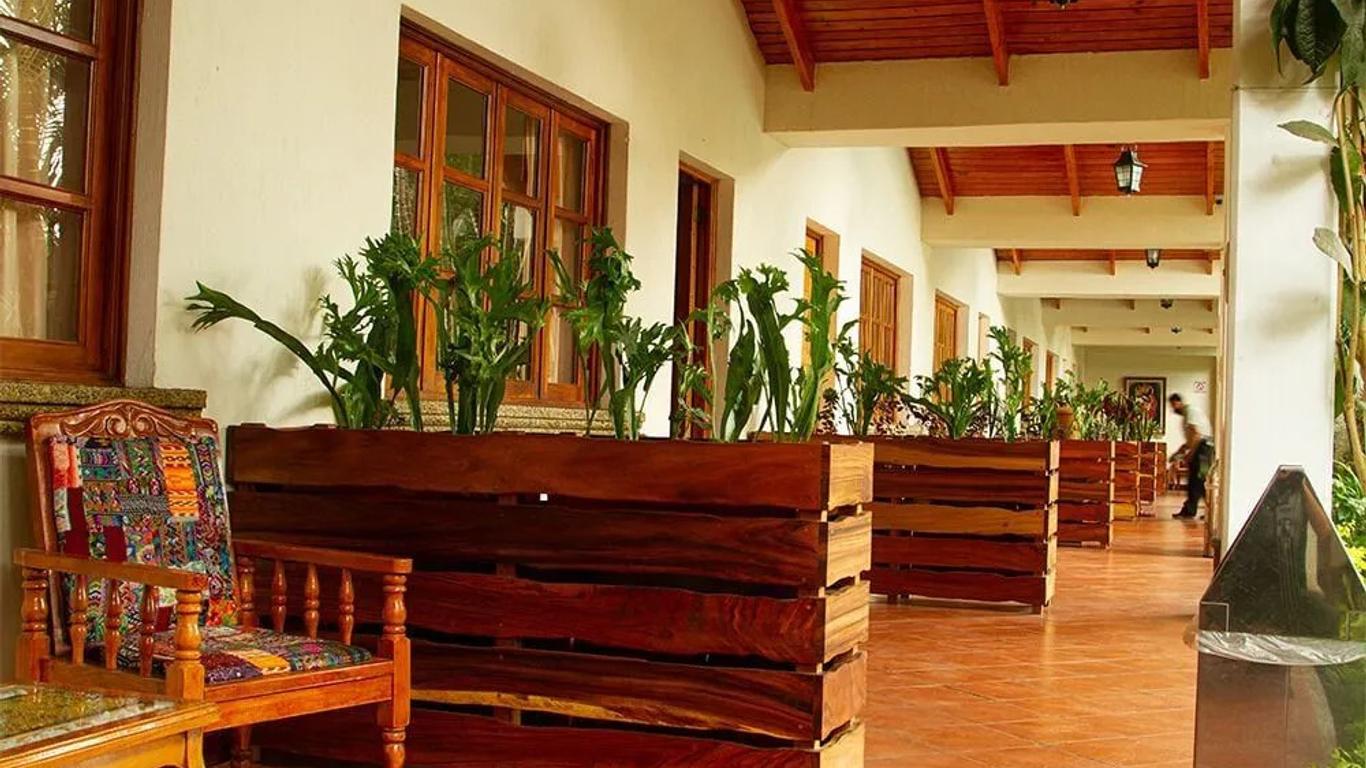 Hotel Dos Mundos Panajachel