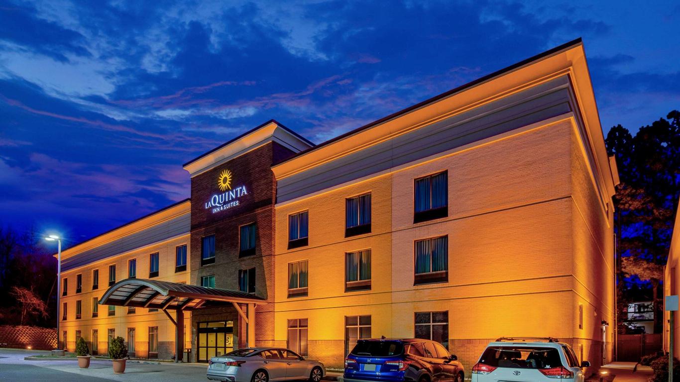 La Quinta Inn & Suites by Wyndham Bel Air/I-95 Exit 77A