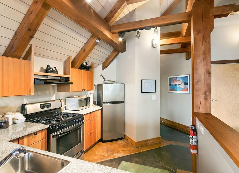 Kitchen Photo