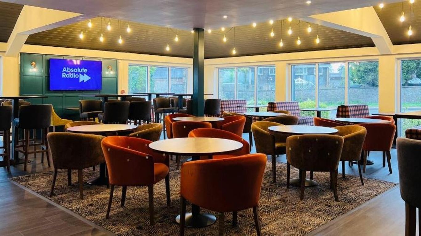 Almondsbury Inn & Lounge from 43. Bristol Hotel Deals & Reviews KAYAK