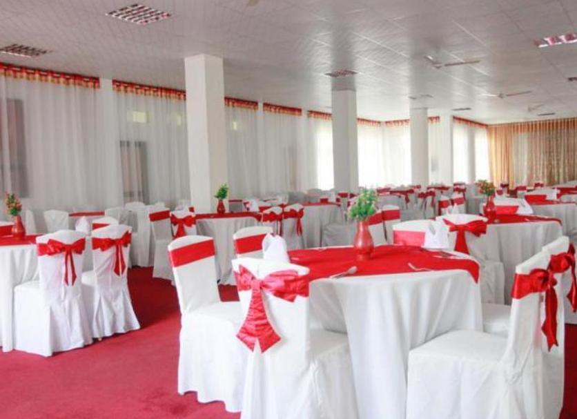 Banquet hall Photo