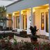Courtyard by Marriott Chicago Waukegan/Gurnee outdoor patio with seating and fire pit in Waukegan