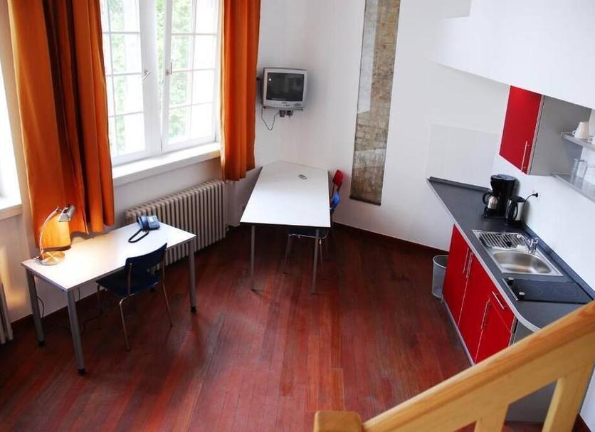 Kitchen Photo