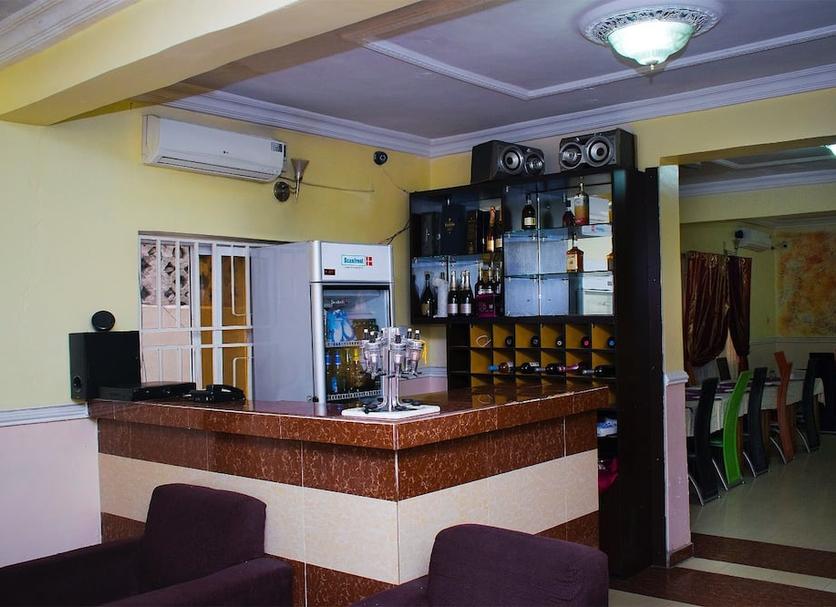 Bar Photo