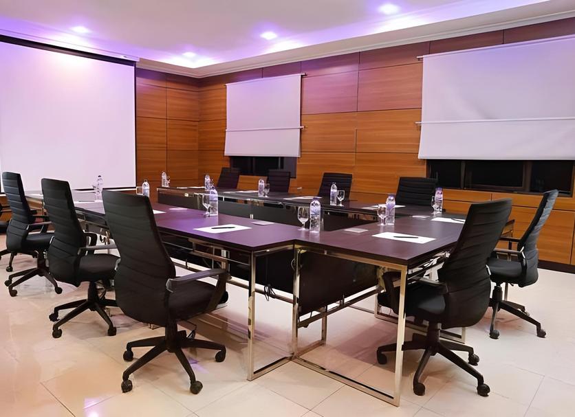 Conference room Photo