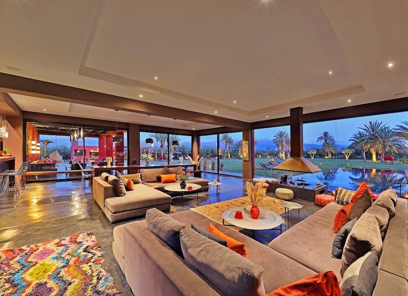 Lounge Photo