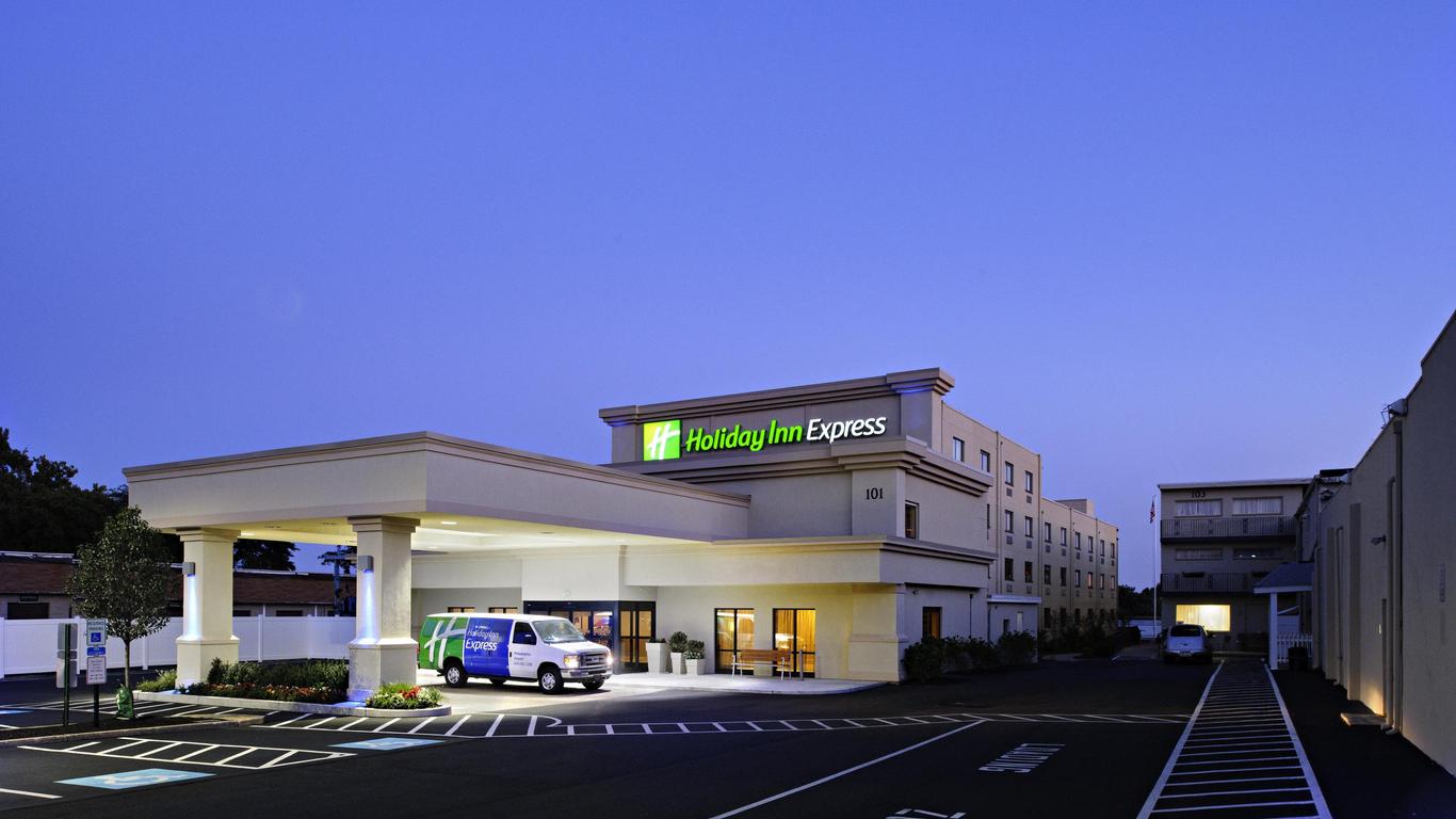 holiday inn express philadelphia airport 125 essington hotel deals reviews kayak