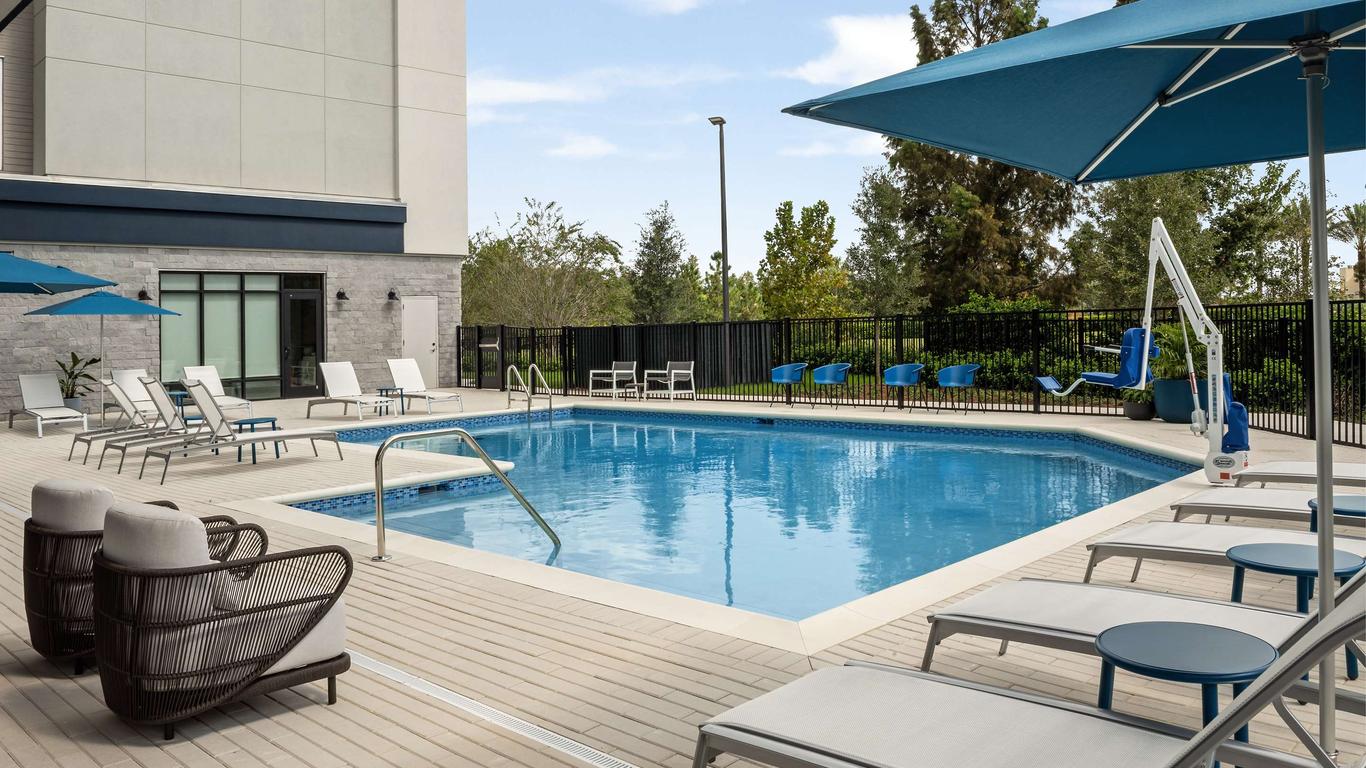 Hampton Inn by Hilton Orlando Southeast Nona