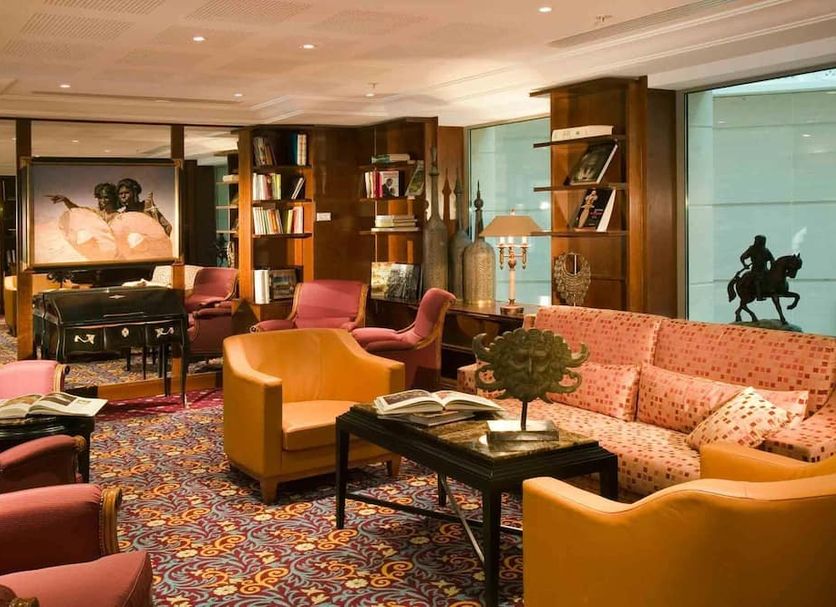 Lounge Photo