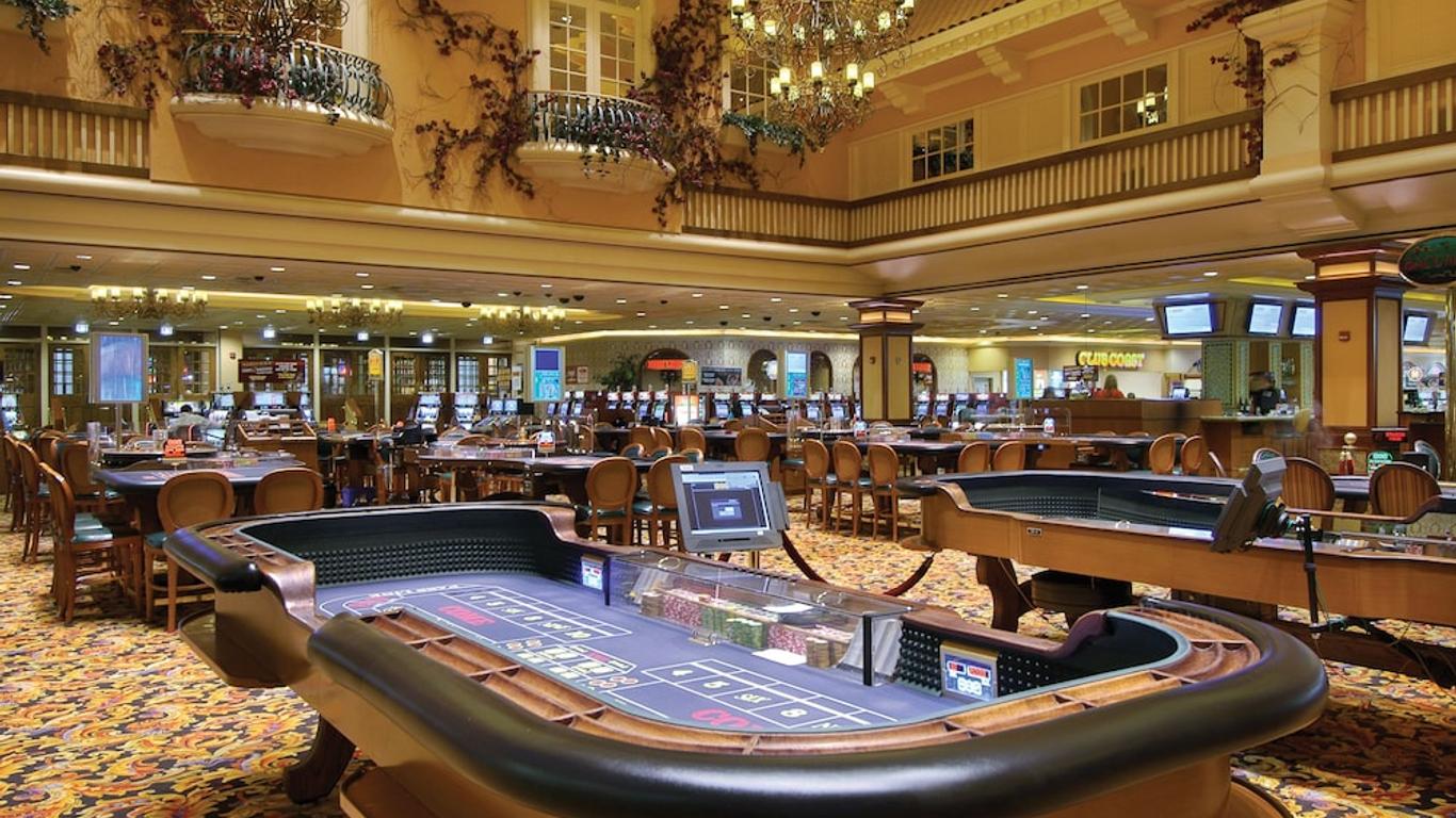 Interior view, slot machines in the Paris Las Vegas Hotel & Casino