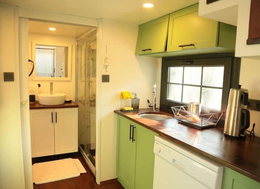 Kitchen Photo
