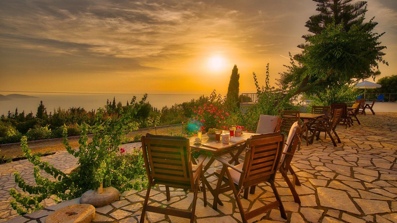 Studios Vrionis Panoramic Sunset
