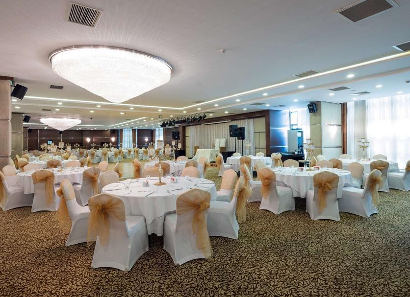 Banquet hall Photo