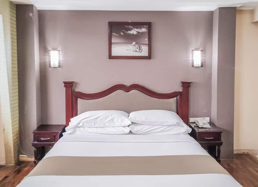 Bedroom Photo