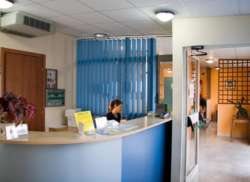 Front desk Photo