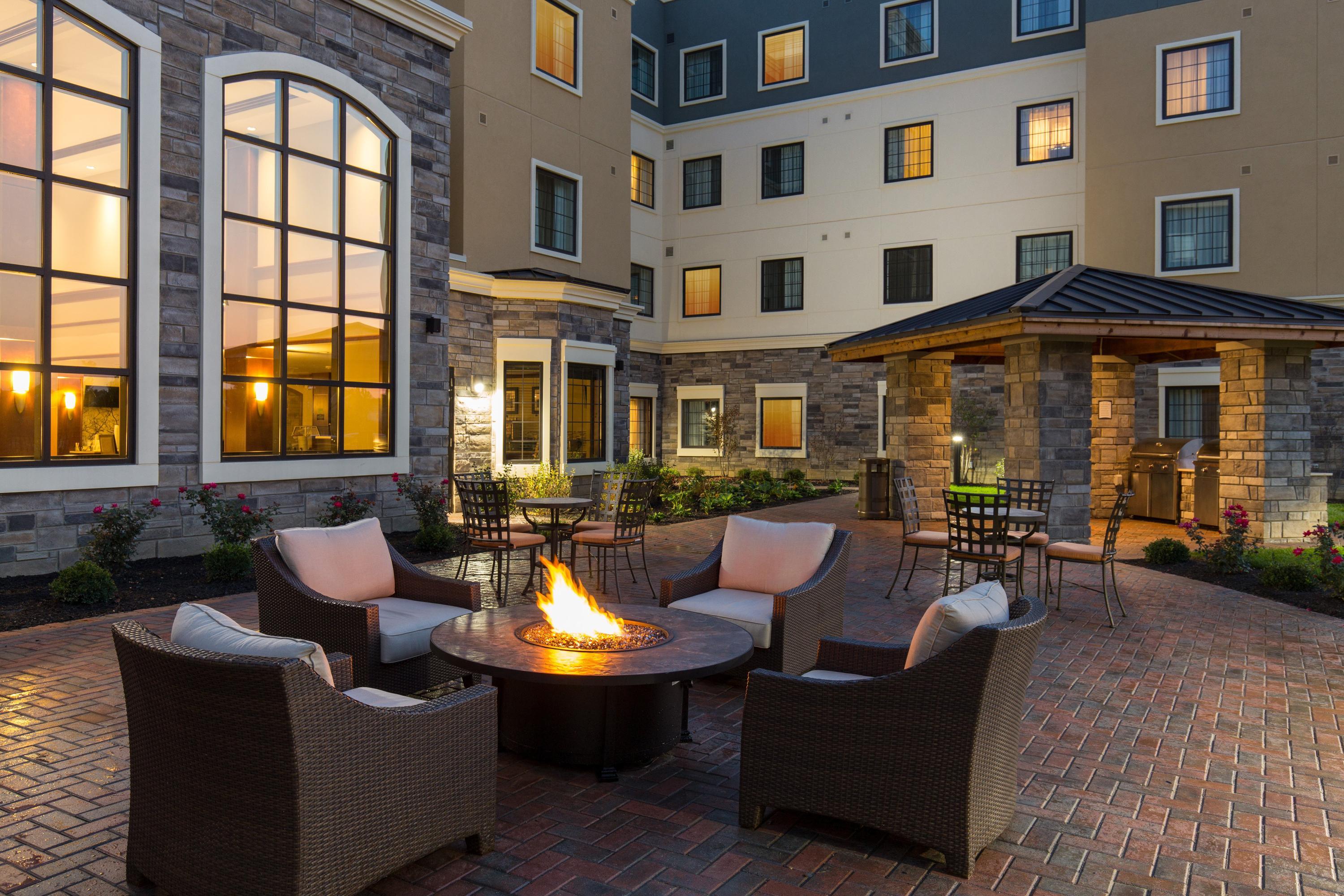 Embassy Suites by Hilton Columbus in Columbus, the United States from $109:  Deals, Reviews, Photos | momondo