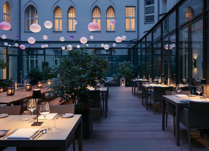 Restaurant Photo