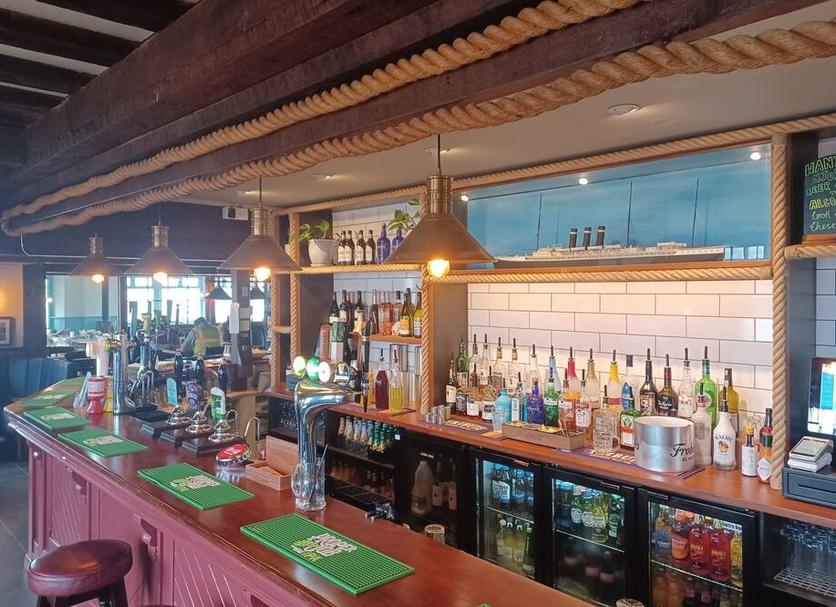 Bar Photo