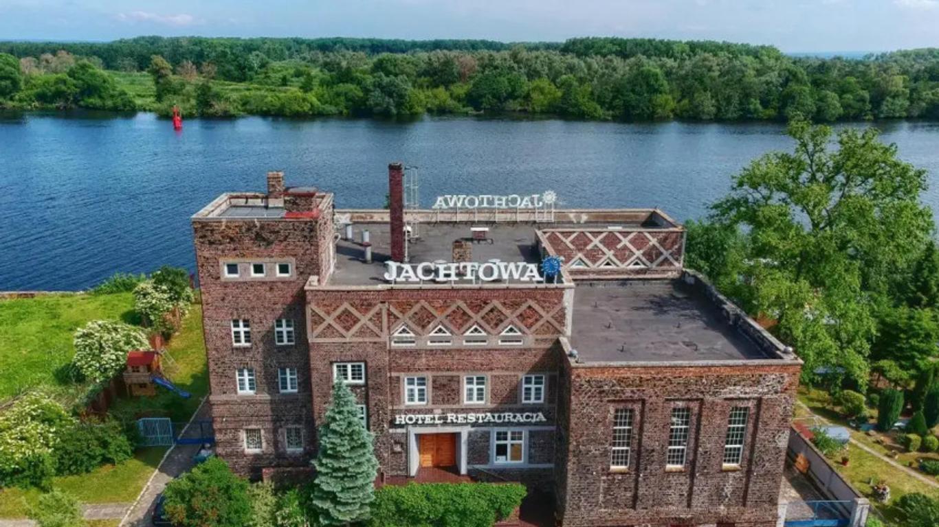Jachtowa Hotel I Restauracja