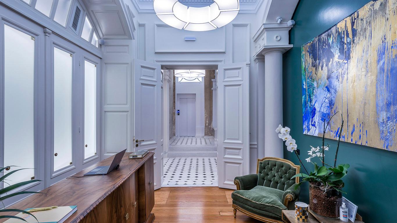 The Bold Type Hotel