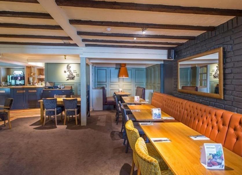 Restaurant Photo