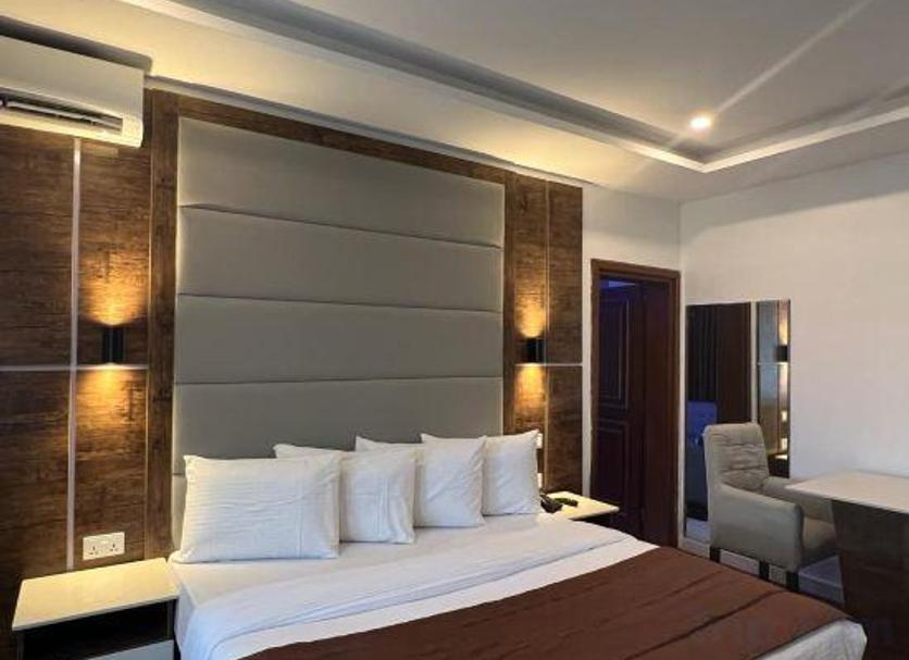 Bedroom Photo