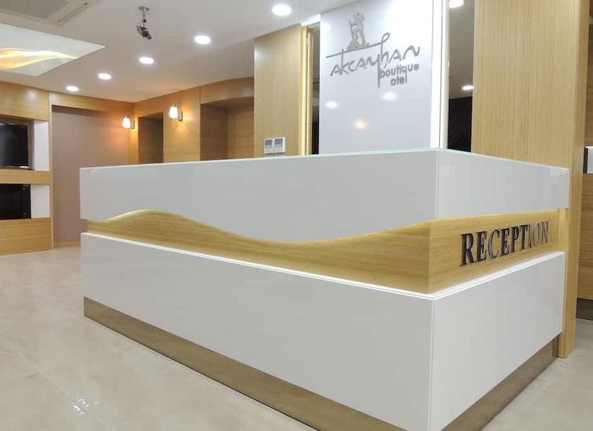 Front desk Photo