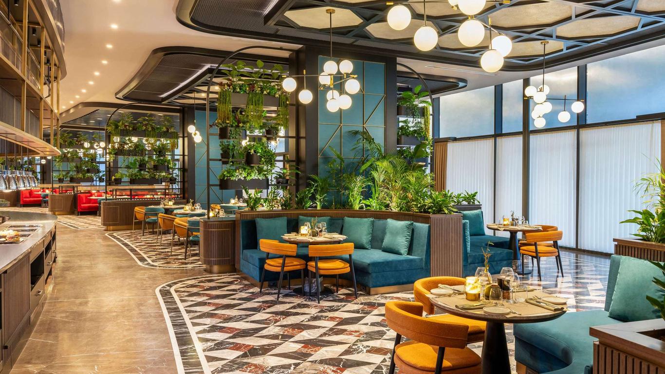 Mövenpick Hotel Istanbul Marmara Sea
