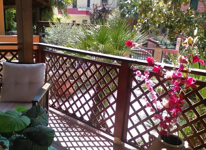 Balcony Photo